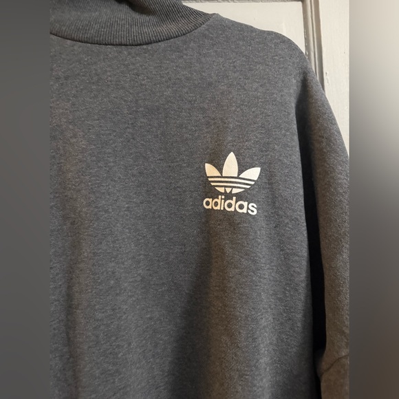 Adidas women’s Dark Gray Turtleneck Sweater size small - Picture 3 of 4